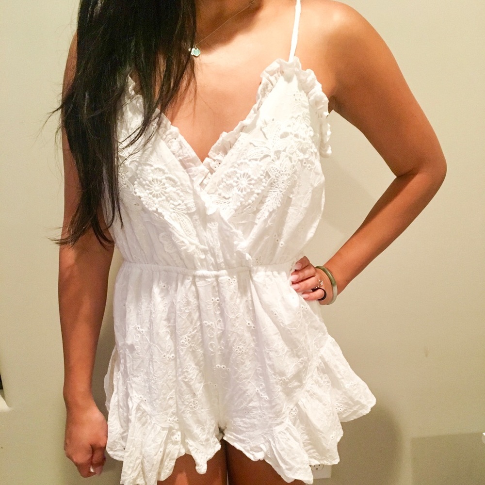 Fashion Nova Embroidered Romper - Off White - Picture 1 of 3